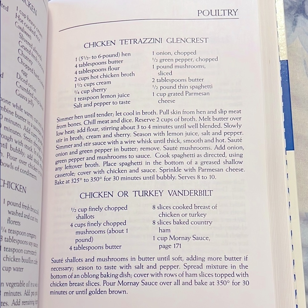 Retro: Bluegrass Winners Cookbook, 1985 edition, outstanding condition - Picture 3 of 5